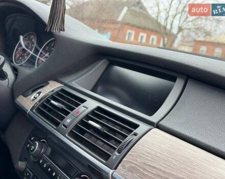 Білий БМВ Х5, об'ємом двигуна 2.98 л та пробігом 179 тис. км за 14850 $, фото 42 на Automoto.ua