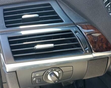 Белый БМВ Х5, объемом двигателя 2.98 л и пробегом 267 тыс. км за 14999 $, фото 9 на Automoto.ua