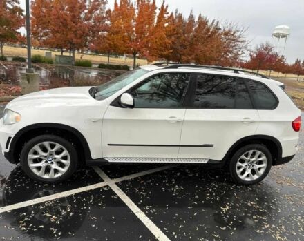 Белый БМВ Х5, объемом двигателя 3 л и пробегом 84 тыс. км за 3000 $, фото 3 на Automoto.ua