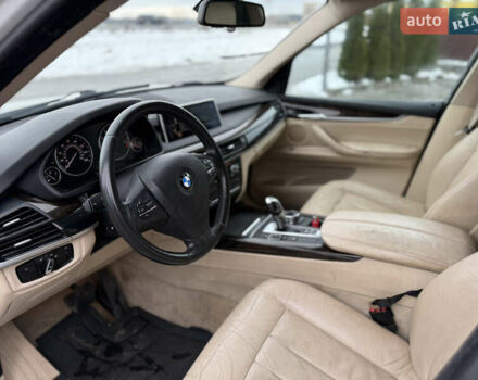 Білий БМВ Х5, об'ємом двигуна 3 л та пробігом 227 тис. км за 13900 $, фото 15 на Automoto.ua