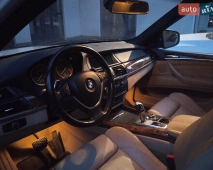 Белый БМВ Х5, объемом двигателя 2.98 л и пробегом 170 тыс. км за 17500 $, фото 11 на Automoto.ua