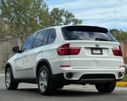 Белый БМВ Х5, объемом двигателя 3 л и пробегом 80 тыс. км за 13800 $, фото 5 на Automoto.ua