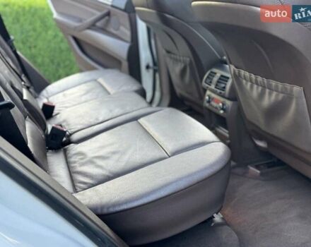 Білий БМВ Х5, об'ємом двигуна 2.99 л та пробігом 142 тис. км за 23999 $, фото 25 на Automoto.ua