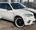 Белый БМВ Х5, объемом двигателя 2.98 л и пробегом 237 тыс. км за 16490 $, фото 1 на Automoto.ua