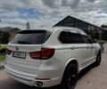 Белый БМВ Х5, объемом двигателя 3 л и пробегом 243 тыс. км за 19500 $, фото 6 на Automoto.ua