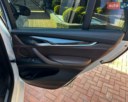 Белый БМВ Х5, объемом двигателя 2.99 л и пробегом 210 тыс. км за 32500 $, фото 8 на Automoto.ua