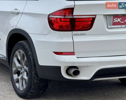 Білий БМВ Х5, об'ємом двигуна 3 л та пробігом 162 тис. км за 22500 $, фото 101 на Automoto.ua