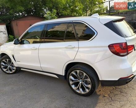 Белый БМВ Х5, объемом двигателя 3 л и пробегом 210 тыс. км за 18900 $, фото 7 на Automoto.ua