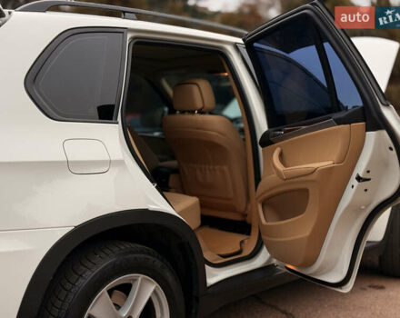 Білий БМВ Х5, об'ємом двигуна 2.98 л та пробігом 234 тис. км за 14800 $, фото 15 на Automoto.ua