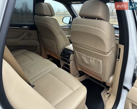 Білий БМВ Х5, об'ємом двигуна 3 л та пробігом 165 тис. км за 20500 $, фото 39 на Automoto.ua
