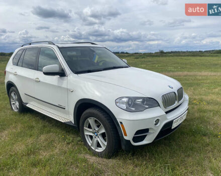 Белый БМВ Х5, объемом двигателя 2.99 л и пробегом 140 тыс. км за 19000 $, фото 22 на Automoto.ua