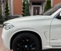 Белый БМВ Х5, объемом двигателя 3 л и пробегом 243 тыс. км за 19500 $, фото 3 на Automoto.ua
