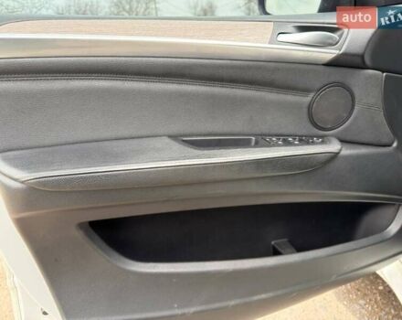 Білий БМВ Х5, об'ємом двигуна 2.98 л та пробігом 179 тис. км за 14850 $, фото 21 на Automoto.ua