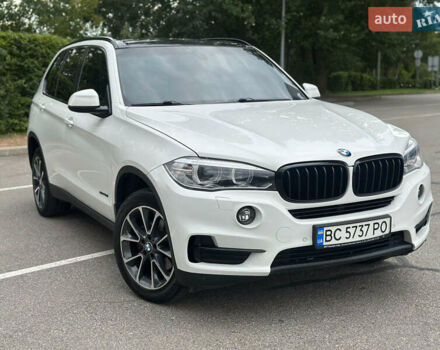 Белый БМВ Х5, объемом двигателя 3 л и пробегом 185 тыс. км за 27700 $, фото 2 на Automoto.ua