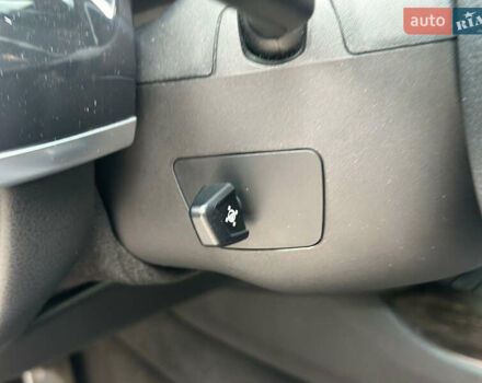 Белый БМВ Х5, объемом двигателя 3 л и пробегом 185 тыс. км за 26300 $, фото 16 на Automoto.ua