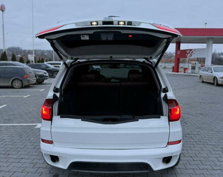 Белый БМВ Х5, объемом двигателя 3 л и пробегом 224 тыс. км за 13300 $, фото 51 на Automoto.ua