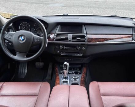 Белый БМВ Х5, объемом двигателя 3 л и пробегом 81 тыс. км за 4500 $, фото 9 на Automoto.ua