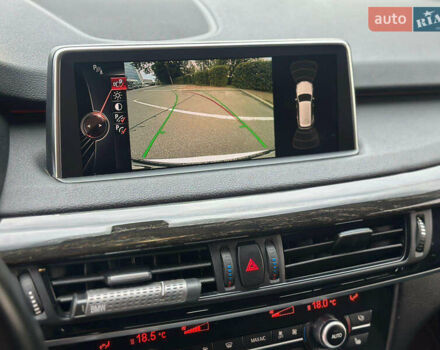 Белый БМВ Х5, объемом двигателя 3 л и пробегом 185 тыс. км за 26300 $, фото 21 на Automoto.ua