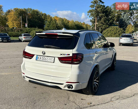 Белый БМВ Х5, объемом двигателя 2.99 л и пробегом 210 тыс. км за 30000 $, фото 4 на Automoto.ua