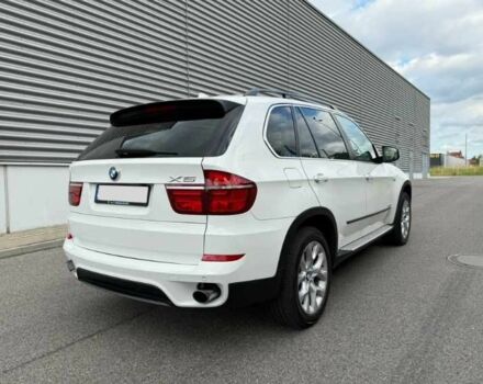 Белый БМВ Х5, объемом двигателя 3 л и пробегом 180 тыс. км за 12400 $, фото 4 на Automoto.ua