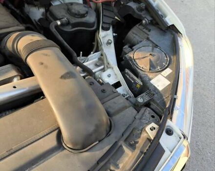 Белый БМВ Х5, объемом двигателя 3 л и пробегом 210 тыс. км за 18900 $, фото 26 на Automoto.ua