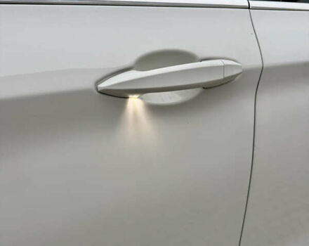 Білий БМВ Х5, об'ємом двигуна 2.98 л та пробігом 245 тис. км за 18900 $, фото 10 на Automoto.ua