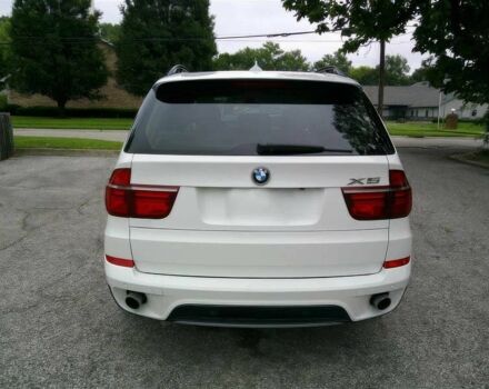 Белый БМВ Х5, объемом двигателя 3 л и пробегом 105 тыс. км за 3000 $, фото 4 на Automoto.ua