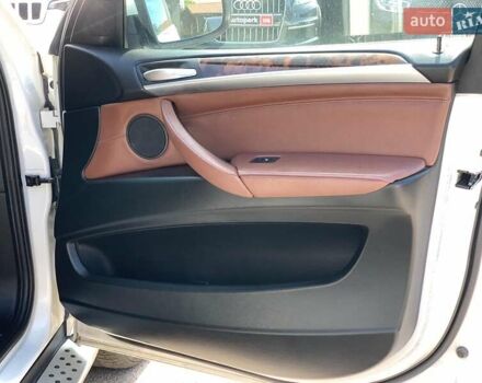 Білий БМВ Х5, об'ємом двигуна 3 л та пробігом 212 тис. км за 17240 $, фото 24 на Automoto.ua