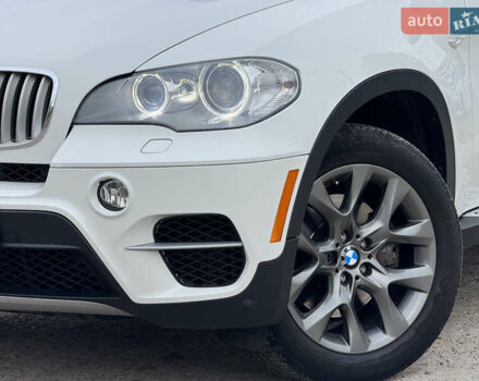 Білий БМВ Х5, об'ємом двигуна 3 л та пробігом 162 тис. км за 22500 $, фото 67 на Automoto.ua