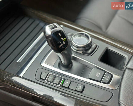 Белый БМВ Х5, объемом двигателя 3 л и пробегом 185 тыс. км за 26300 $, фото 15 на Automoto.ua