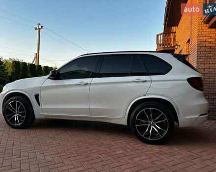 Белый БМВ Х5, объемом двигателя 2.99 л и пробегом 210 тыс. км за 32500 $, фото 9 на Automoto.ua