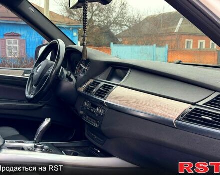 Белый БМВ Х5, объемом двигателя 3 л и пробегом 180 тыс. км за 14850 $, фото 11 на Automoto.ua