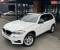 Белый БМВ Х5, объемом двигателя 3 л и пробегом 209 тыс. км за 16299 $, фото 1 на Automoto.ua