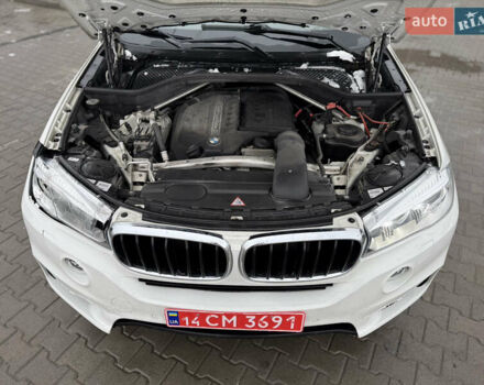 Білий БМВ Х5, об'ємом двигуна 3 л та пробігом 227 тис. км за 13900 $, фото 30 на Automoto.ua