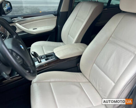 Белый БМВ Х5, объемом двигателя 3 л и пробегом 196 тыс. км за 16000 $, фото 7 на Automoto.ua