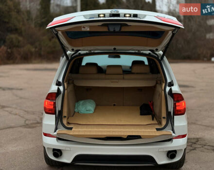 Білий БМВ Х5, об'ємом двигуна 2.98 л та пробігом 234 тис. км за 14800 $, фото 14 на Automoto.ua