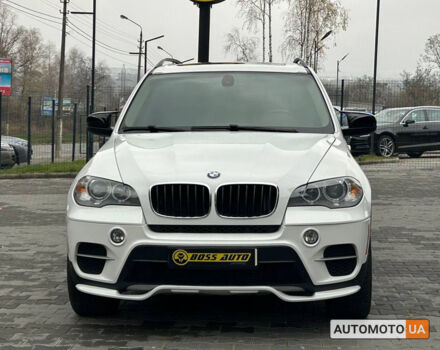 Белый БМВ Х5, объемом двигателя 3 л и пробегом 196 тыс. км за 16000 $, фото 1 на Automoto.ua