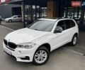 Белый БМВ Х5, объемом двигателя 0 л и пробегом 209 тыс. км за 16799 $, фото 1 на Automoto.ua
