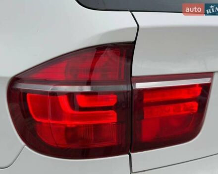 Білий БМВ Х5, об'ємом двигуна 2.98 л та пробігом 179 тис. км за 14850 $, фото 17 на Automoto.ua