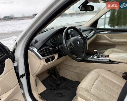 Білий БМВ Х5, об'ємом двигуна 3 л та пробігом 227 тис. км за 13900 $, фото 14 на Automoto.ua