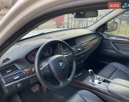Білий БМВ Х5, об'ємом двигуна 3 л та пробігом 142 тис. км за 18999 $, фото 21 на Automoto.ua