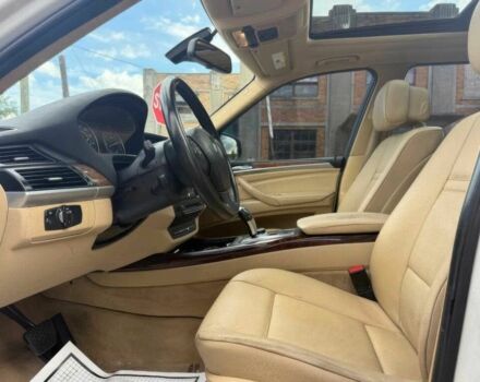 Белый БМВ Х5, объемом двигателя 3 л и пробегом 80 тыс. км за 13800 $, фото 8 на Automoto.ua