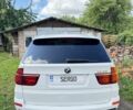Белый БМВ Х5, объемом двигателя 3 л и пробегом 180 тыс. км за 12500 $, фото 1 на Automoto.ua