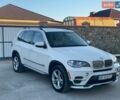 Белый БМВ Х5, объемом двигателя 2.98 л и пробегом 156 тыс. км за 15600 $, фото 1 на Automoto.ua