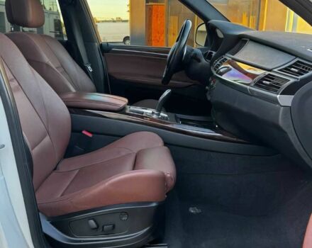 БМВ Х5 2013 в Львове на Automoto.ua Белый БМВ Х5, объемом двигателя 3 л и пробегом 83 тыс. км за 3000 $, фото 7 на Automoto.ua