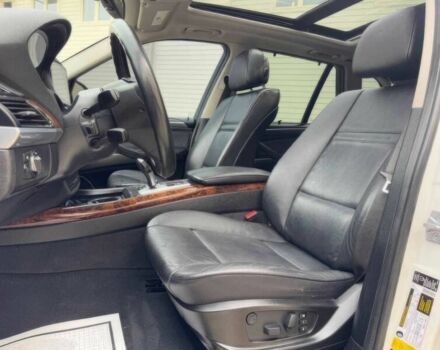 Белый БМВ Х5, объемом двигателя 3 л и пробегом 90 тыс. км за 6000 $, фото 9 на Automoto.ua