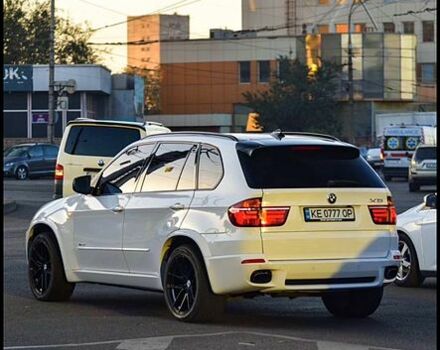 Білий БМВ Х5, об'ємом двигуна 3 л та пробігом 200 тис. км за 20000 $, фото 1 на Automoto.ua