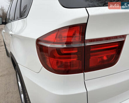 Білий БМВ Х5, об'ємом двигуна 3 л та пробігом 165 тис. км за 20500 $, фото 25 на Automoto.ua