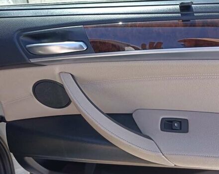 Белый БМВ Х5, объемом двигателя 2.98 л и пробегом 267 тыс. км за 14999 $, фото 2 на Automoto.ua