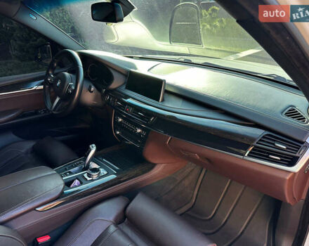 Белый БМВ Х5, объемом двигателя 2.99 л и пробегом 210 тыс. км за 30000 $, фото 19 на Automoto.ua